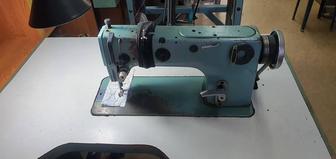 Продаётся швейная машинка