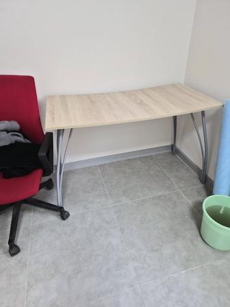 Стол для кухни 5000 тг