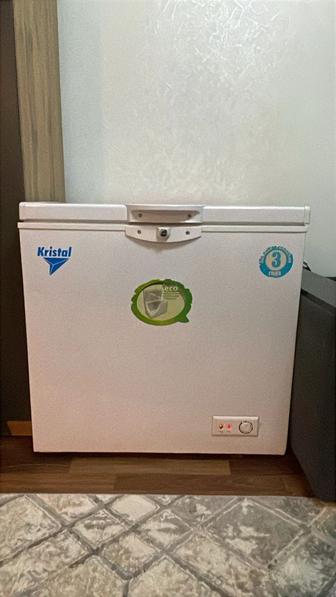 Продам морозильную камеру