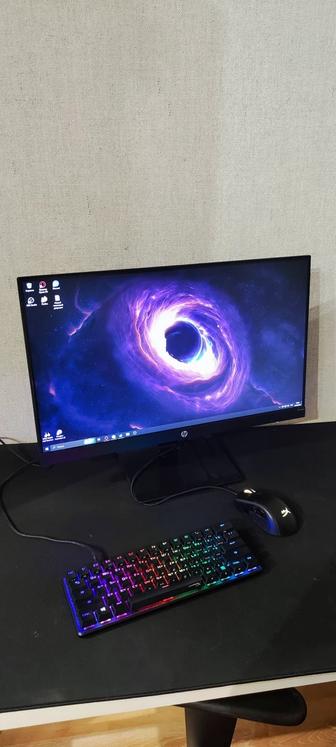 Продам игровой ПК с монитором и клавиатурой на базе AMD Б/У