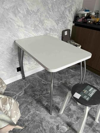 стол кухонный