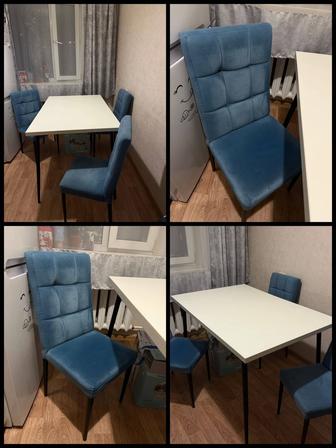 Стол с стульям