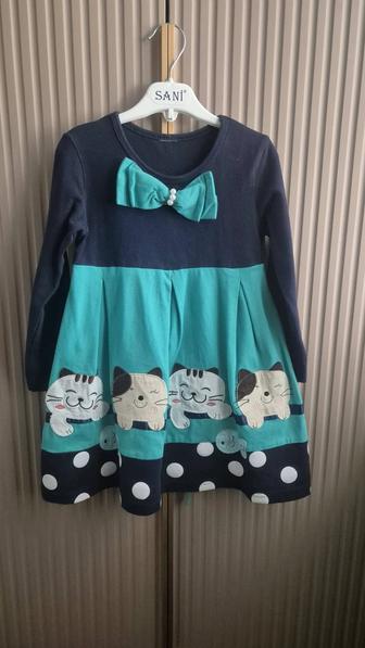 Платье на девочку 3-4 года