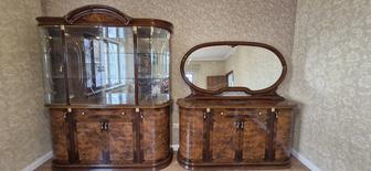 Продам комод с сервантом