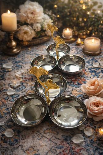 орешница менажница