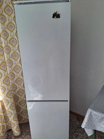 Продам холодильник Candy