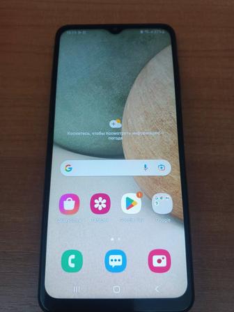 Продам телефон Самсунг А12