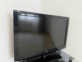 Продам телевизор lg