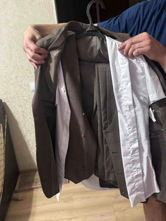 Классический костюм