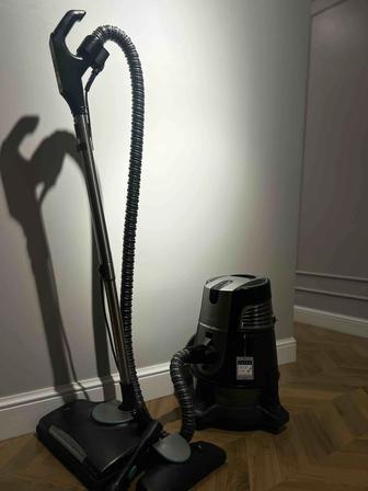 Продам пылесос Робоклин