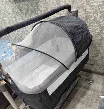 Продам электроколыбель для новорожденного состояние новой