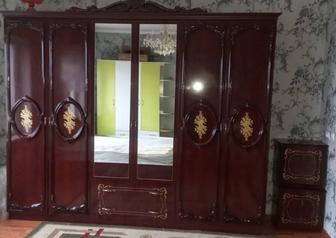 Спальный гарнитур