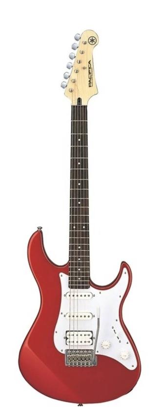 Электрогитара YAMAHA Pacifica012RM Красная