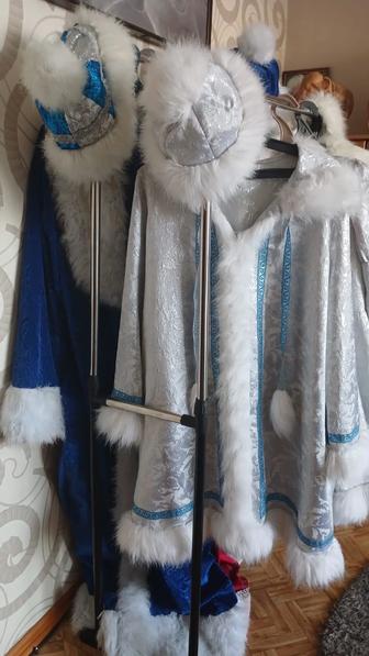 Аренда костюмов Деда мороза и Снегурочки