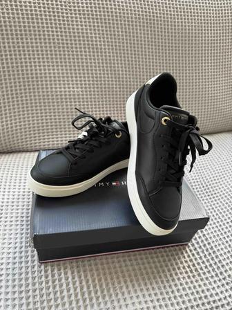 Кроссовки Tommy Hilfiger