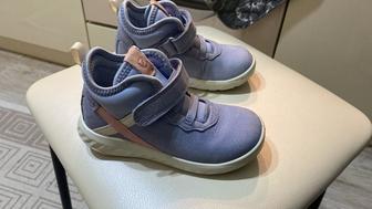 Ботинки Ecco 25