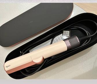Dyson Airstrait HT01 утюжок