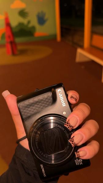 Продам Canon PowerShot Sx740 HS