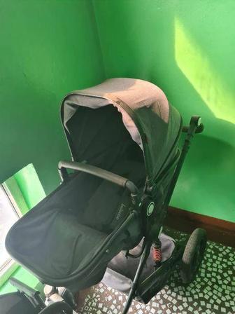 Продам коляску