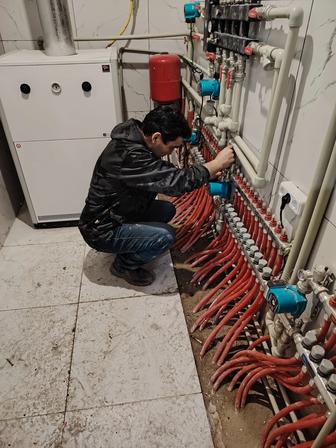 Услуги сантехника, электрика работа любой сложности быстро не дорого.