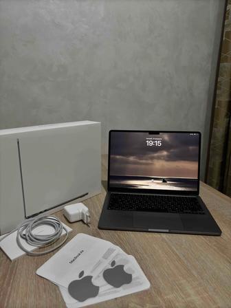 Apple MacBook