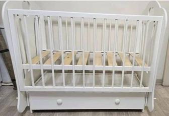 Продам детскую кроватку