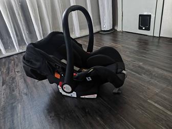 Продам автолюльку 0-6 месяцев, фирма Teknum