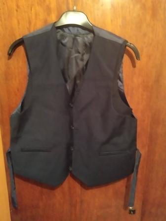 Жилет школьный