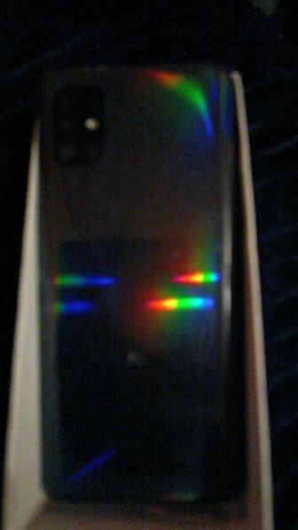 Телефон Samsung Galaxy A51, б/у, в хорошем состоянии, память 64гб