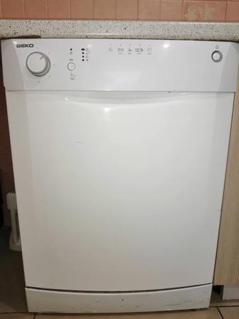 Продам посудомоечную машину Beko