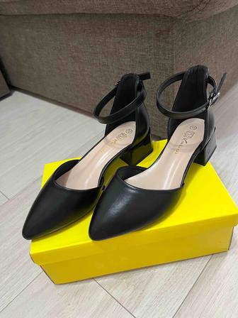 Туфли женские, 37 размер