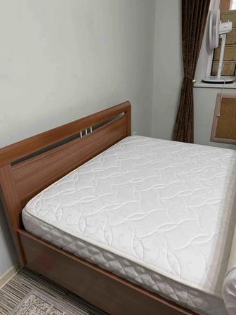 Продам 2 спальную кровать