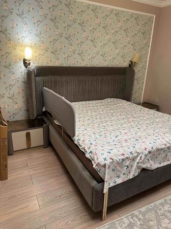 Продам спальный гарнитур