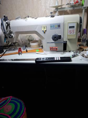 Продам производственную швейную машинку