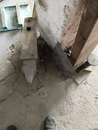 Продам наковальню