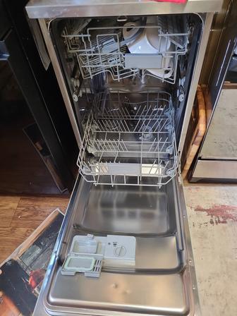 Продам посудомоечную машину