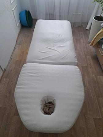 Кушетка/стол массажный