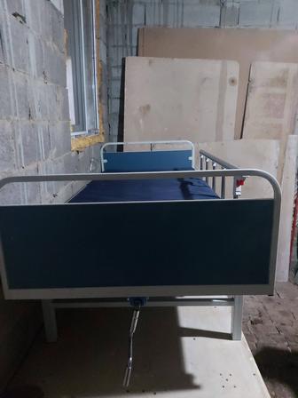 Продам кровать ортопедическая подъемным механизмом