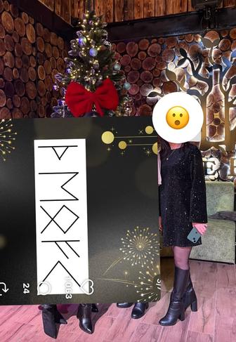 Платье блестками