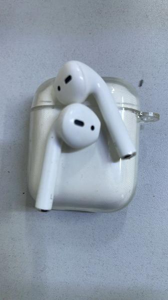 Наушники AirPods