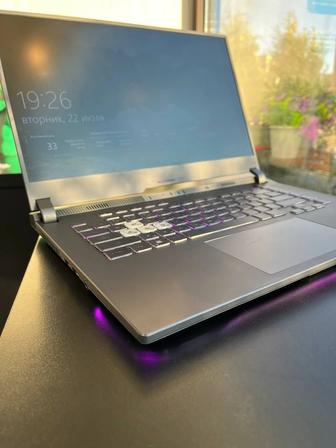 Продам Ноутбук ASUS ROG Strix G15