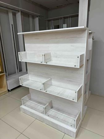 Витринная полка для магазина