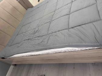 Двуспальная кровать, отличное состояние