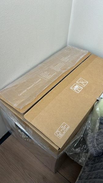 Пылесос новый .