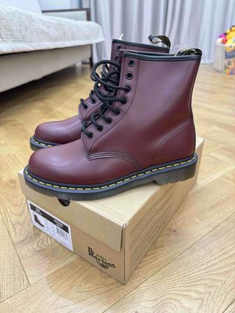 Женские ботинки Dr. Martens