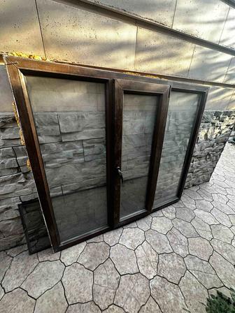 Продам б/у пластиковое окно