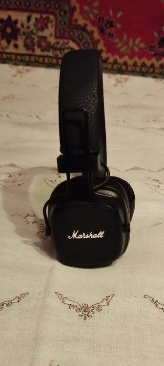 Продам беспроводную Bluetooth гарнитуру Marshall Major 4. Черная.