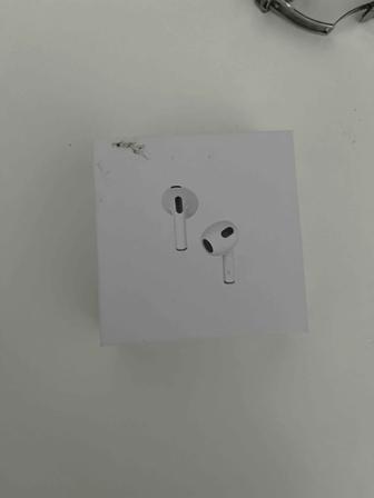 Очень срочно продаю наушники air pods 3