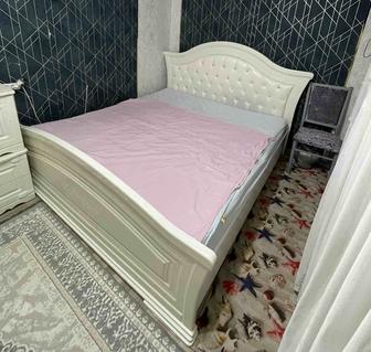 Продам спальный кровать