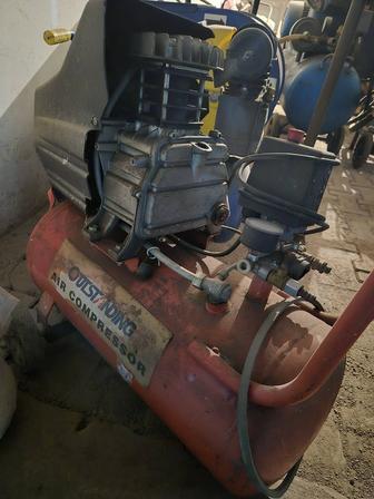 Компрессор 30л